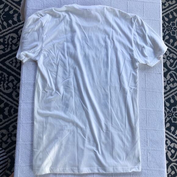 Turn it up to Eleven Graphic Tee Unisex Size Medium Stranger Things Spinal Tap - Picture 5 of 7